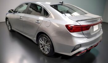 KIA FORTE GT 2024 lleno