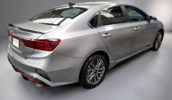 KIA FORTE GT 2024 lleno