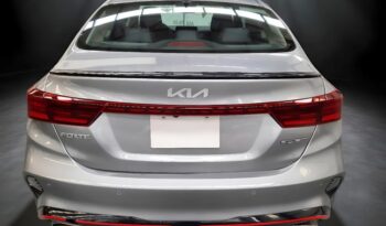 KIA FORTE GT 2024 lleno