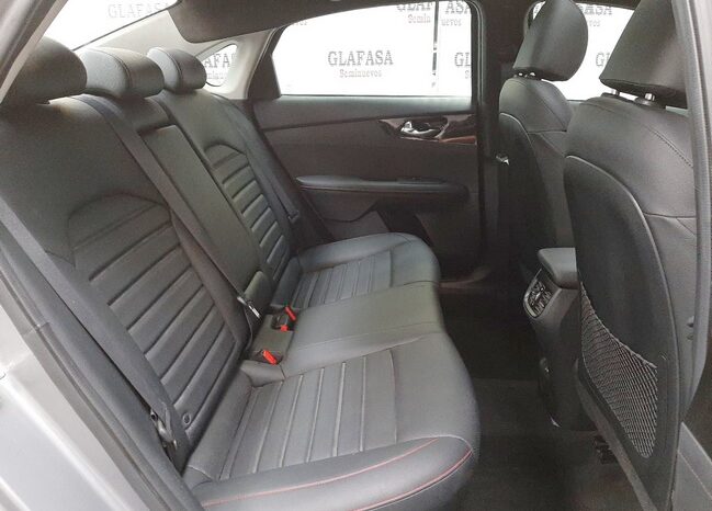 KIA FORTE GT 2024 lleno