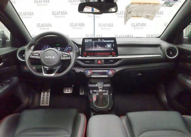 KIA FORTE GT 2024 lleno