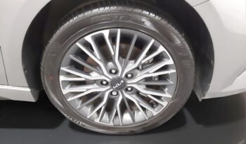 KIA FORTE GT 2024 lleno