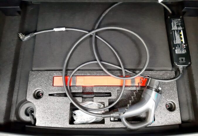 MG MG4 X-POWER 2024 lleno