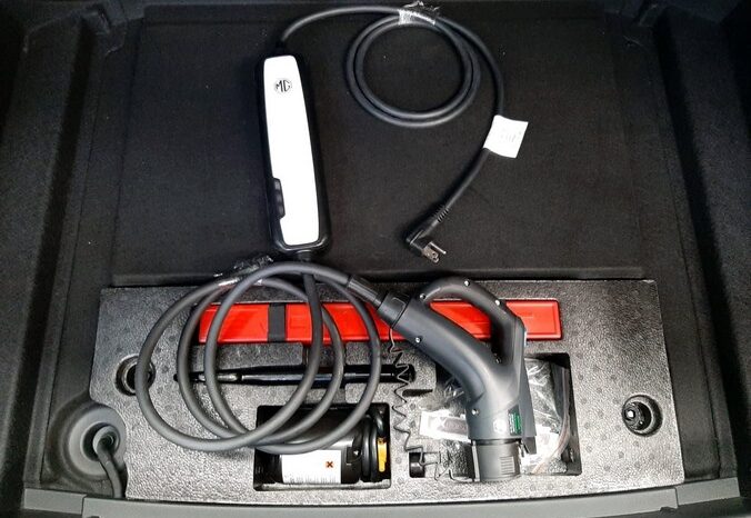 MG MG4 STYLE 2024 lleno