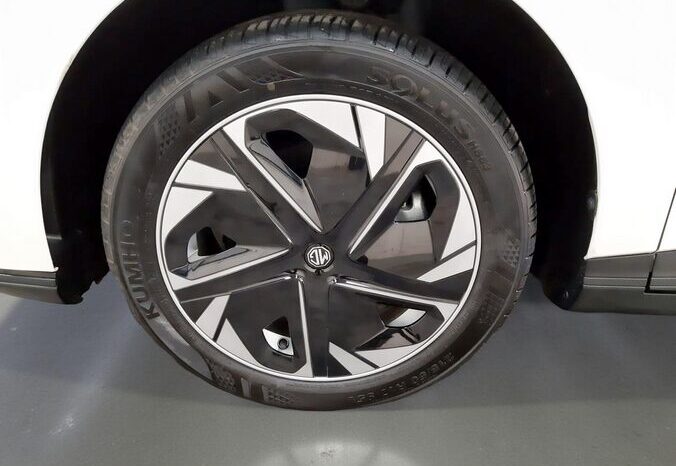 MG MG4 STYLE 2024 lleno