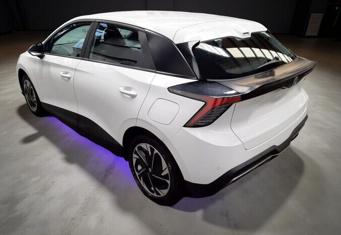 MG MG4 STYLE 2024 lleno