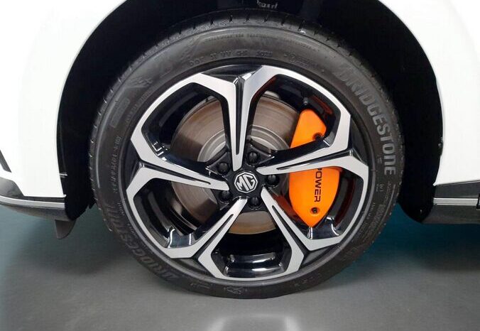 MG MG4 X-POWER 2024 lleno