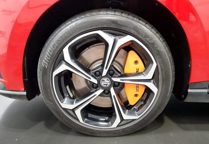 MG MG4 X-POWER 2024 lleno