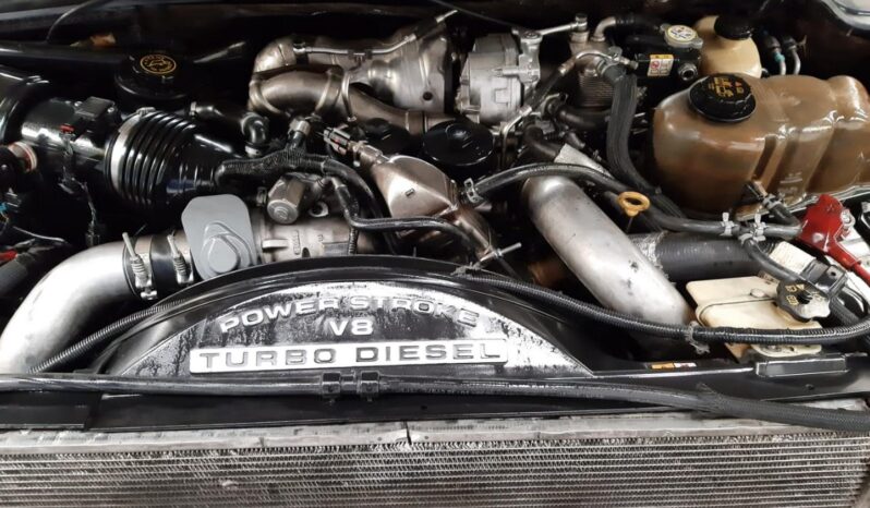 FORD F550 CON CAJA SECA Y RAMPA HIDRAULICA 2008 lleno