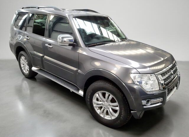 MITSUBISHI MONTERO LIMITED 2016 lleno