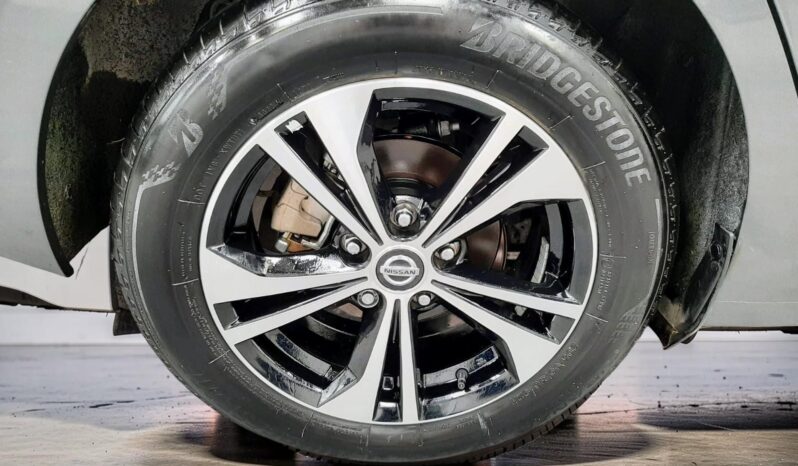 NISSAN SENTRA ADVANCE AUT 2023 lleno