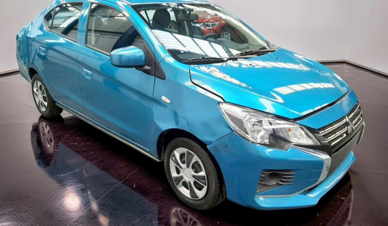 MITSUBISHI MIRAGE  GLX 2024 lleno