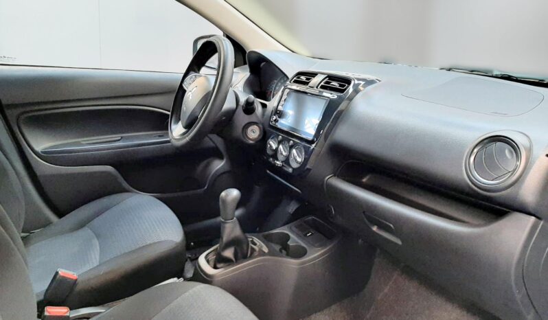 MITSUBISHI MIRAGE  GLX 2024 lleno