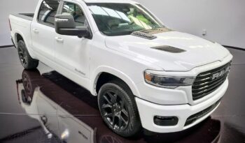 1500 LARAMIE SPORT CREW CAB 4X4 2025 lleno