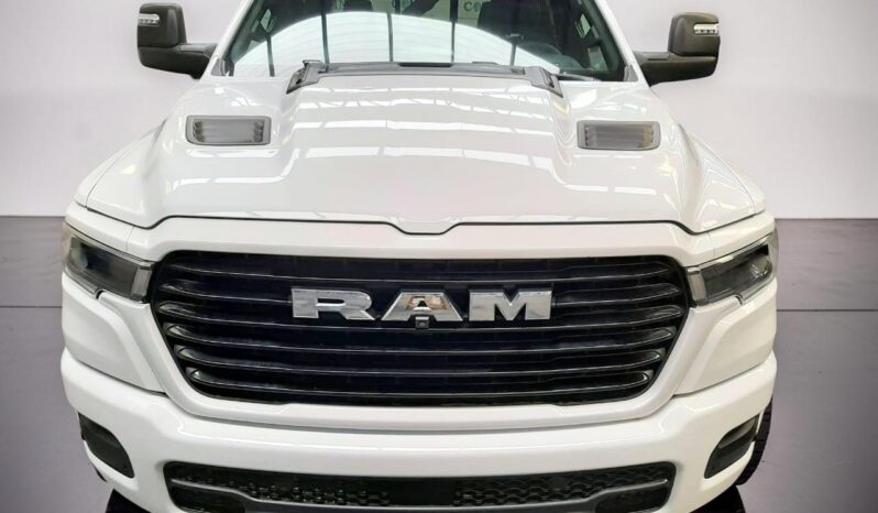 1500 LARAMIE SPORT CREW CAB 4X4 2025 lleno
