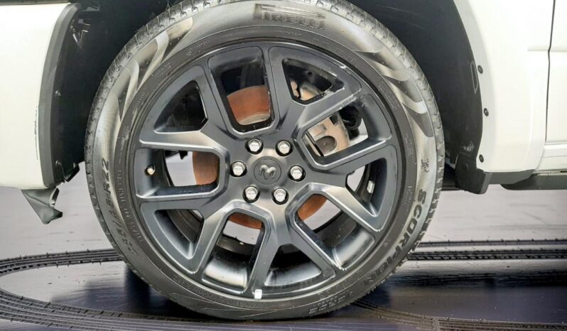 1500 LARAMIE SPORT CREW CAB 4X4 2025 lleno