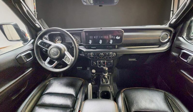 JEEP WRANGLER SAHARA 2025 lleno