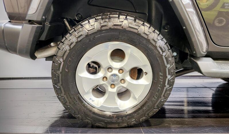JEEP WRANGLER SAHARA 2025 lleno