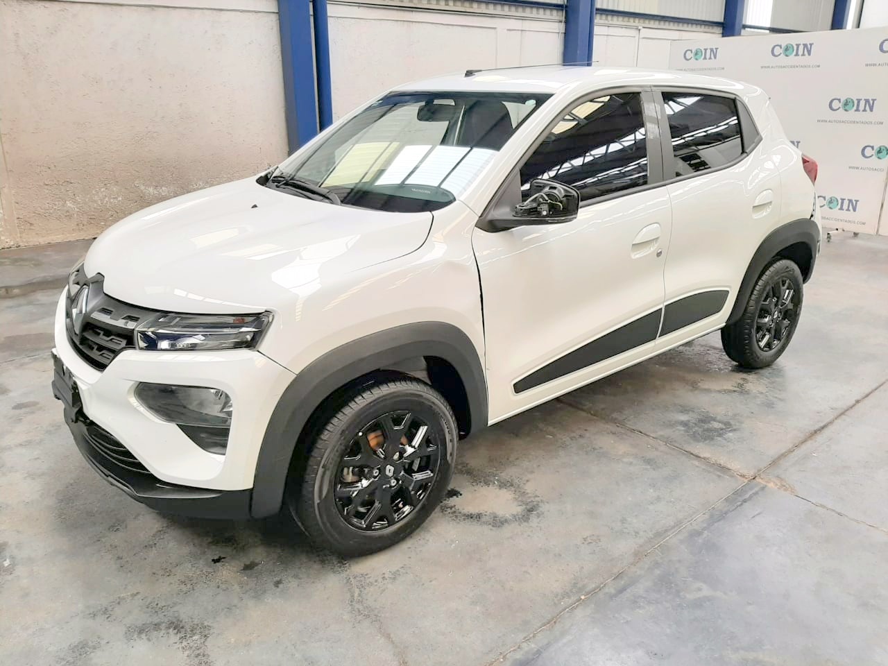 RENAULT  KWID ICONIC 2025