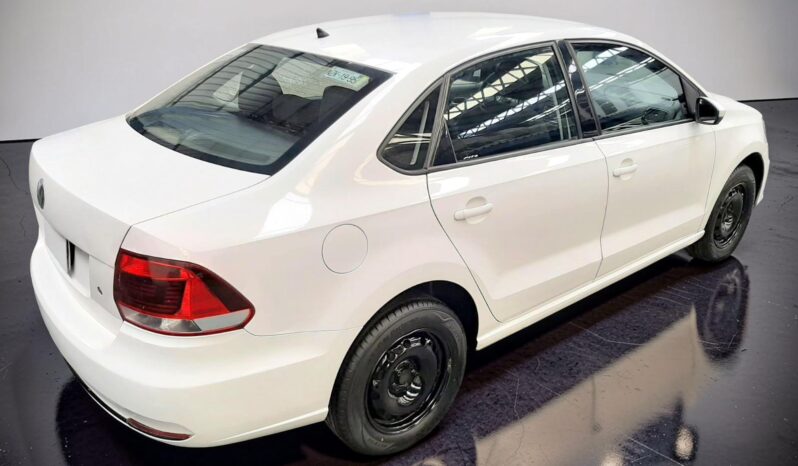 VOLKSWAGEN VENTO STARLINE 2016 lleno