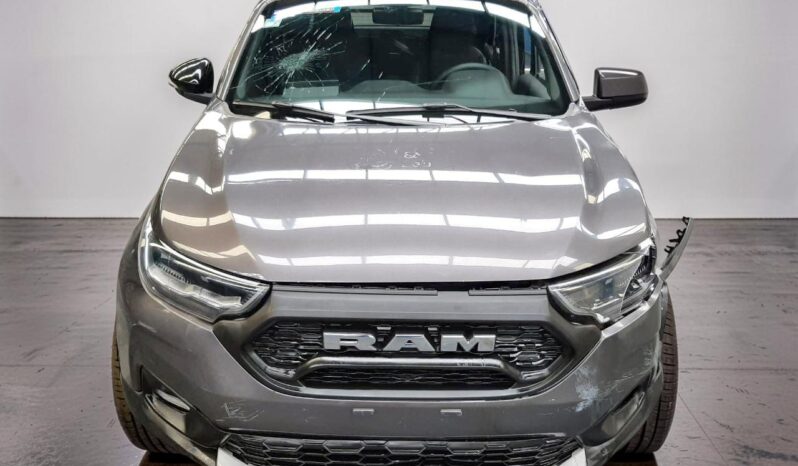 RAM 700 LARAMIE 2024 lleno