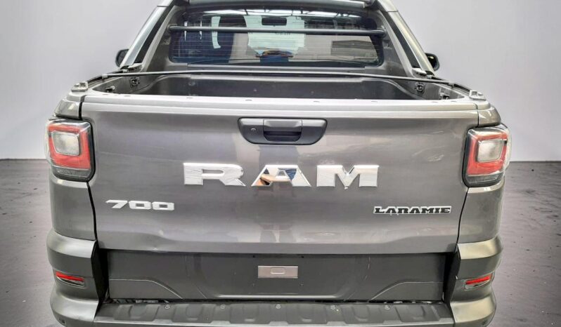RAM 700 LARAMIE 2024 lleno