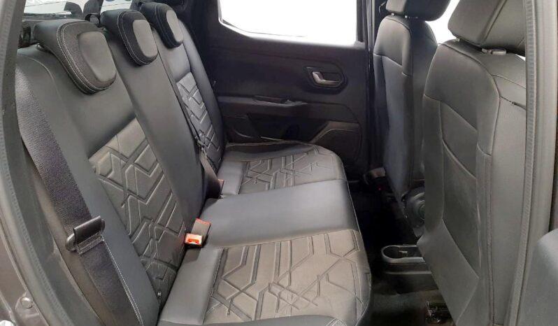 RAM 700 LARAMIE 2024 lleno