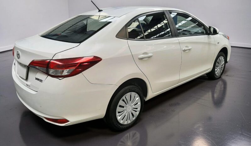 TOYOTA YARIS CORE 2022 lleno