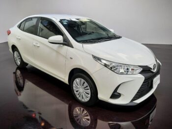 TOYOTA YARIS CORE 2022