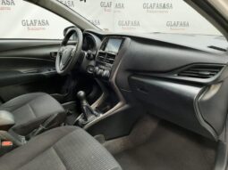TOYOTA YARIS CORE 2022 lleno