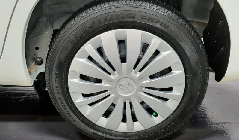 TOYOTA YARIS CORE 2022 lleno