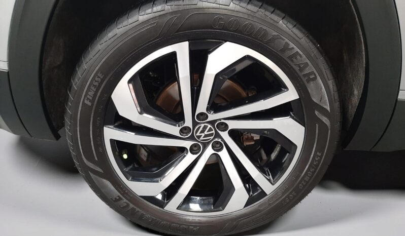 VOLKSWAGEN TERAMONT  “HIGHLINE” 2023 SERIE 3373 lleno