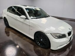 BMW 330i 2006 lleno