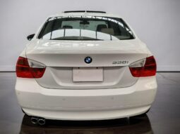 BMW 330i 2006 lleno