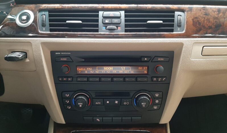 BMW 330i 2006 lleno