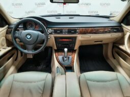 BMW 330i 2006 lleno