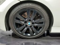 BMW 330i 2006 lleno